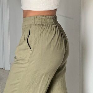 GORGEOUS OLIVE GREEN LINEN PLEATED TROUSERS 🫒